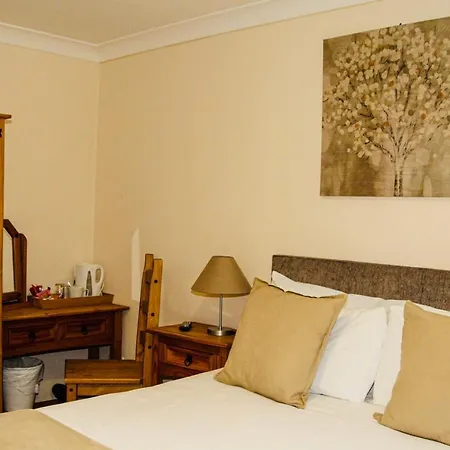 The Ham And Cheese 4* Scagglethorpe