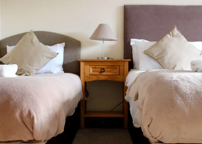 The Ham And Cheese 4*