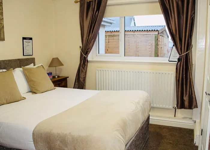 The Ham And Cheese 4*